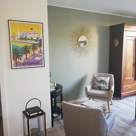 Beach-city 3 Pieces Apartment